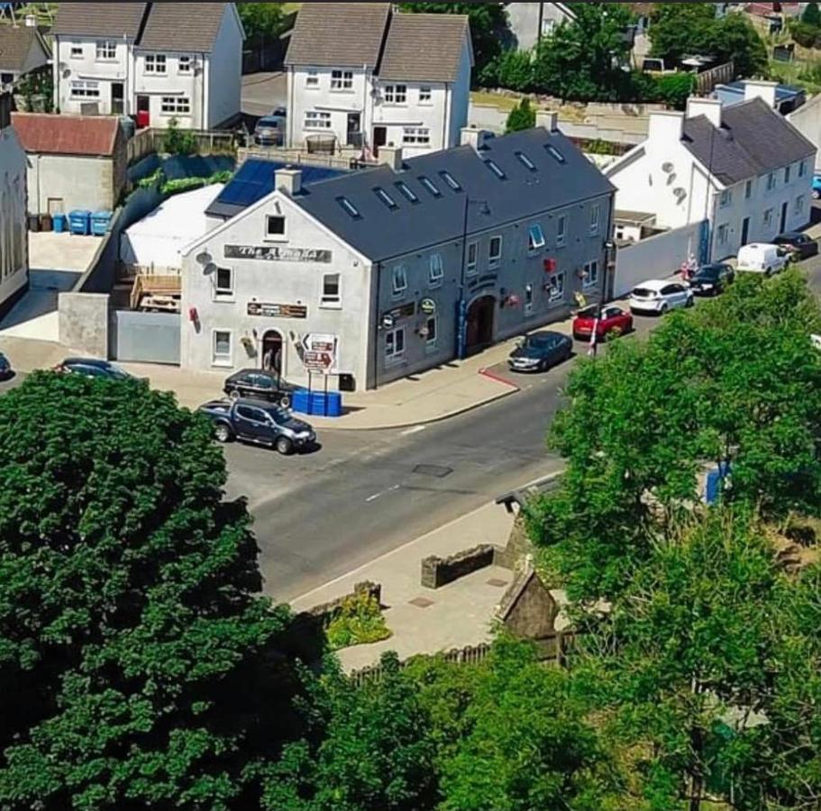 The Armada Inn Armoy Extérieur photo